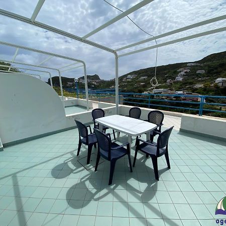 Magi - Appartamenti Maga Circe Ponza Extérieur photo