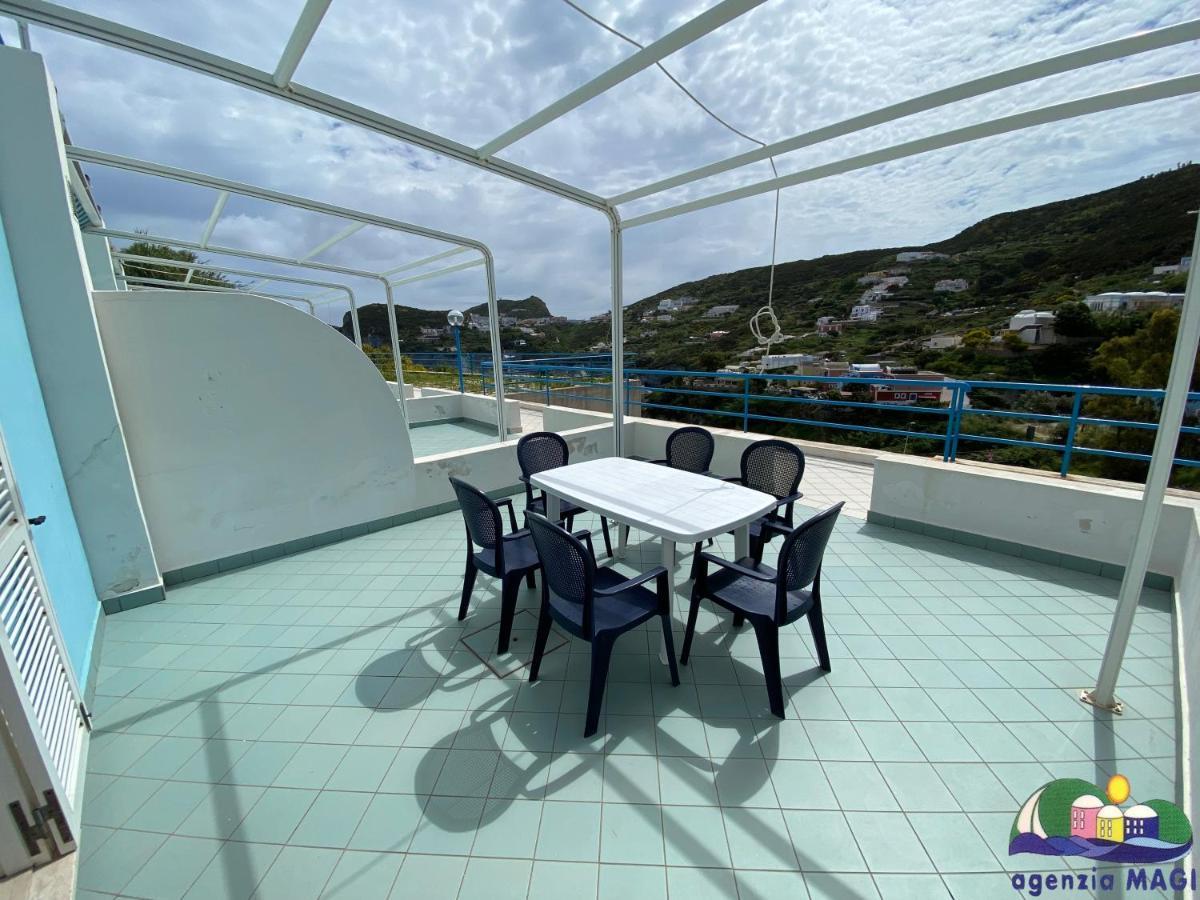 Magi - Appartamenti Maga Circe Ponza Extérieur photo
