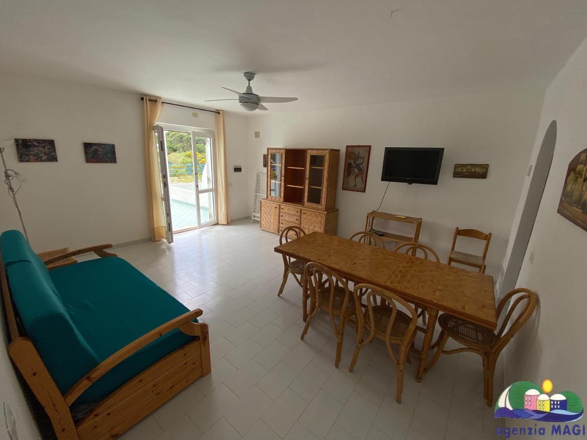 Magi - Appartamenti Maga Circe Ponza Extérieur photo