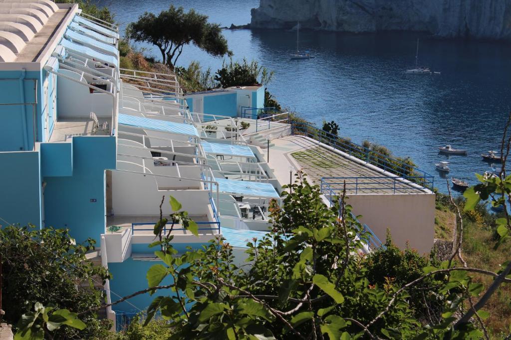 Magi - Appartamenti Maga Circe Ponza Extérieur photo