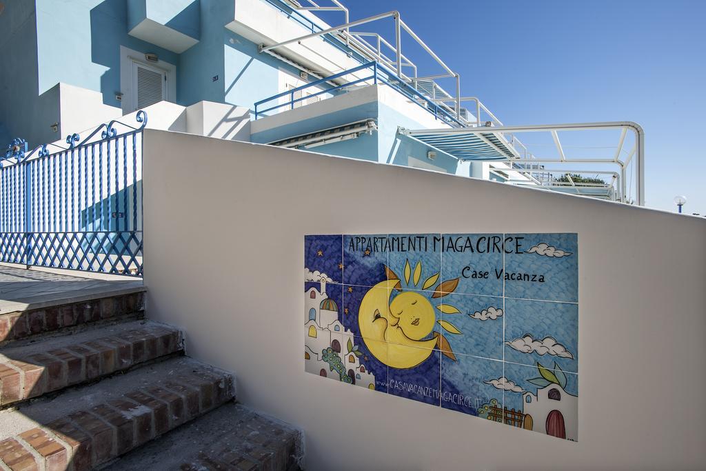 Magi - Appartamenti Maga Circe Ponza Extérieur photo